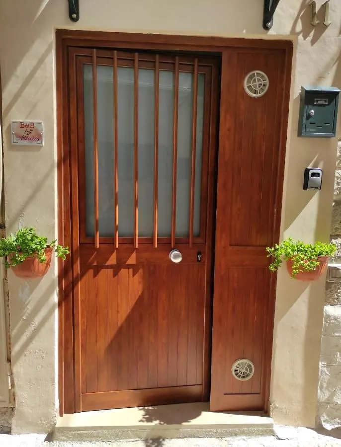 Bed and Breakfast Loft Albicocca Bari 0*,