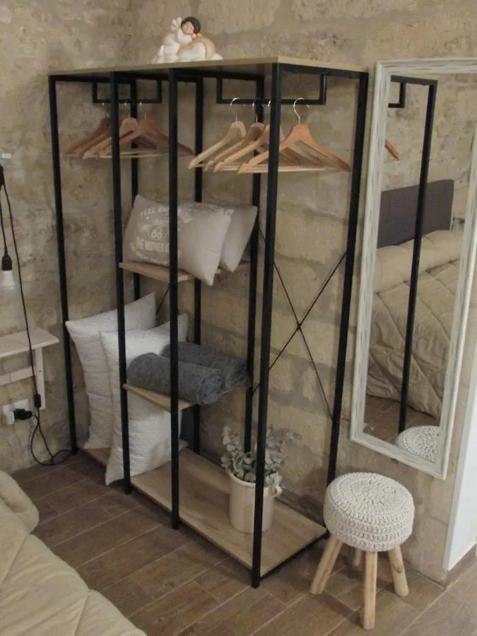 Bed and Breakfast Loft Albicocca Bari