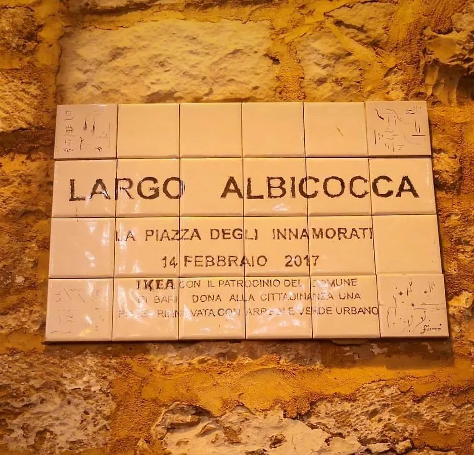 Bed and Breakfast Loft Albicocca Bari Bed & Breakfast